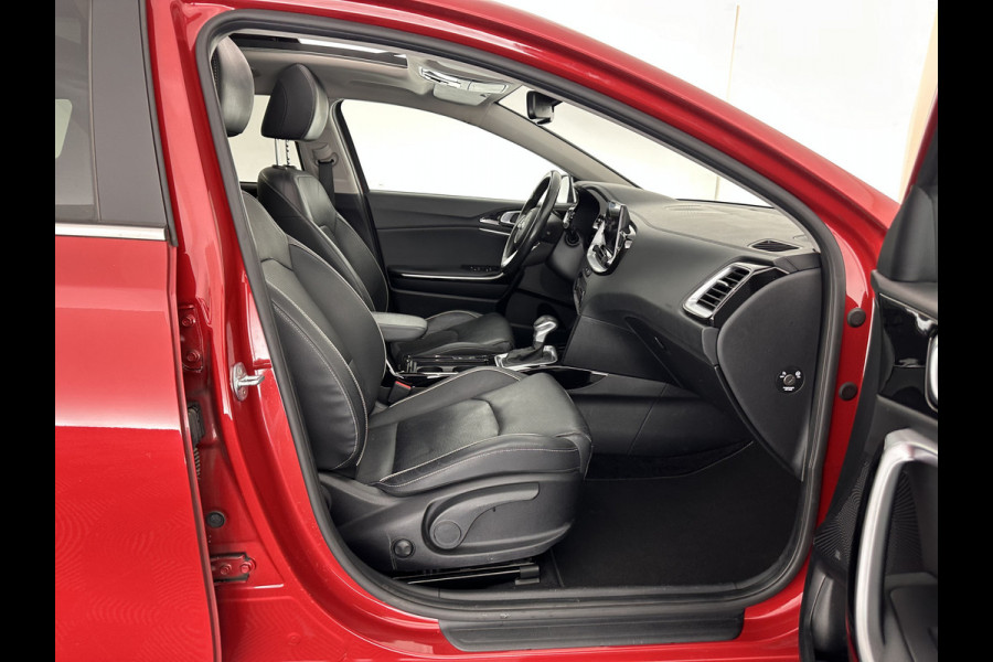 Kia Ceed Sportswagon 1.4 T-GDi ExecutiveLine Aut. *PANO | FULL-LEATHER | ADAPTIVE-CRUISE | FULL-LED | MEMORY-PACK | DIGI-COCKPIT | JBL-SOUND | BLIS | KEYLESS | COMFORT-SEATS | NAVI-FULLMAP | 17''ALU*