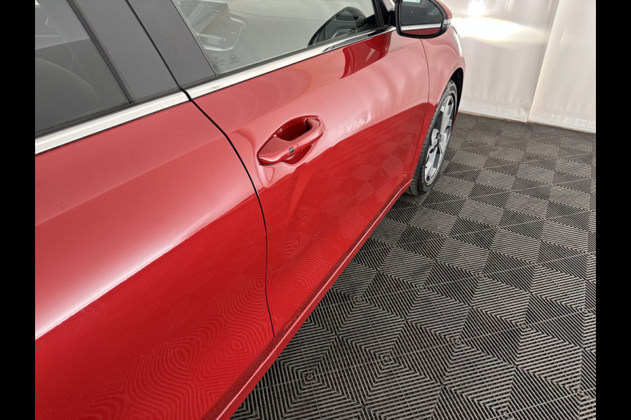 Kia Ceed Sportswagon 1.4 T-GDi ExecutiveLine Aut. *PANO | FULL-LEATHER | ADAPTIVE-CRUISE | FULL-LED | MEMORY-PACK | DIGI-COCKPIT | JBL-SOUND | BLIS | KEYLESS | COMFORT-SEATS | NAVI-FULLMAP | 17''ALU*