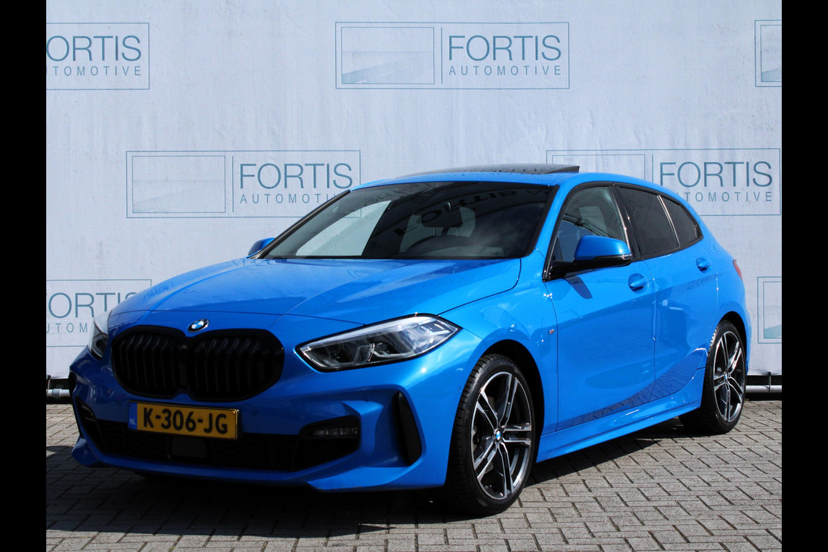 BMW 1-serie 118i Executive Edition NL AUTO | CAMERA | PANO | CARPLAY | BMW 1-serie 118i Executive Edition NL AUTO | CAMERA | PANO | CARPLAY |
