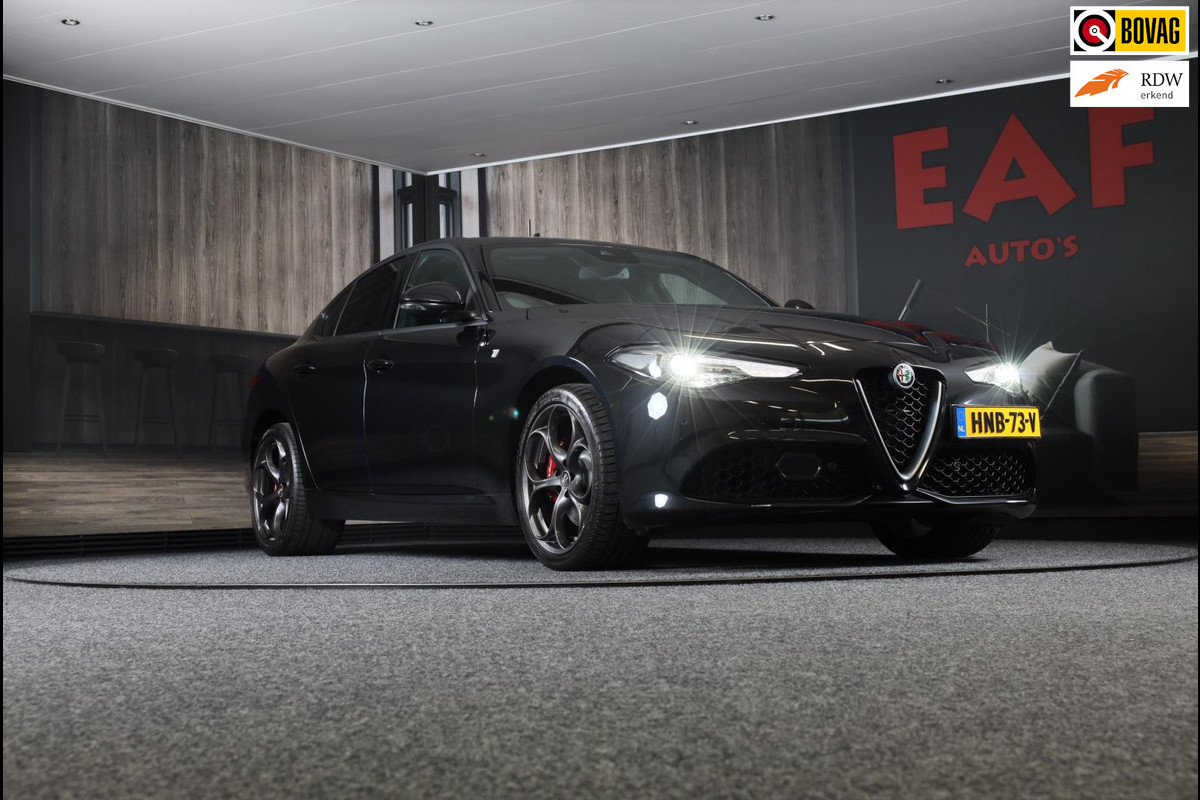 Alfa Romeo Giulia 2.0 T GME AWD Ti 280 Pk / FACELIFT / Aut / Navi / Camera / Memory / Acc / Lane Assist / Led / 19 Inch Alfa Romeo Giulia 2.0 T GME AWD Ti 280 Pk / FACELIFT / Aut / Navi / Camera / Memory / Acc / Lane Assist / Led / 19 Inch