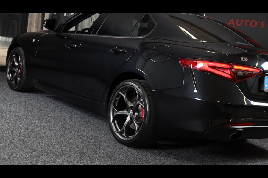 Alfa Romeo Giulia 2.0 T GME AWD Ti 280 Pk / FACELIFT / Aut / Navi / Camera / Memory / Acc / Lane Assist / Led / 19 Inch