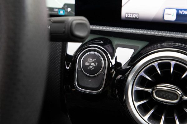 Mercedes-Benz CLA-Klasse Shooting Brake 250 e AMG Premium, Nightpack, Pano, Key-Less, Hybrid 2024