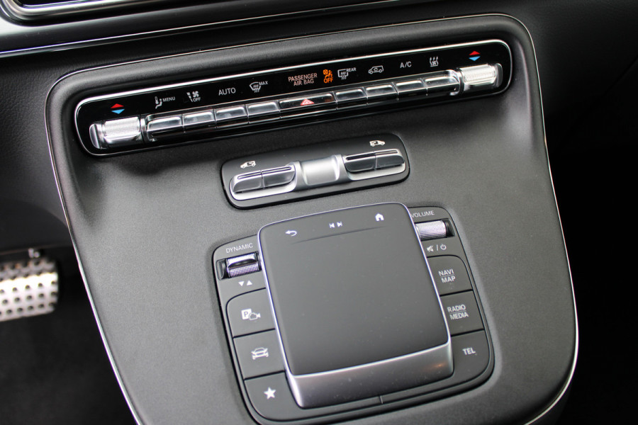 Mercedes-Benz Eqv 300 L2 / AMG / New Model / 7/8-Persoons / Luchtvering / Led / Electr Stoelen / Vol Opties / NIEUW!!