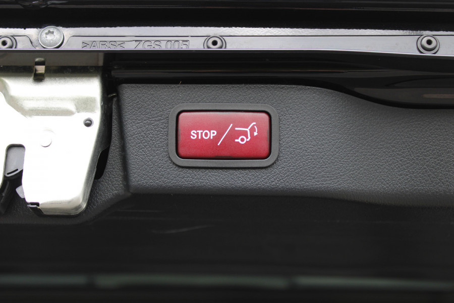 Mercedes-Benz Eqv 300 L2 / AMG / New Model / 7/8-Persoons / Luchtvering / Led / Electr Stoelen / Vol Opties / NIEUW!!