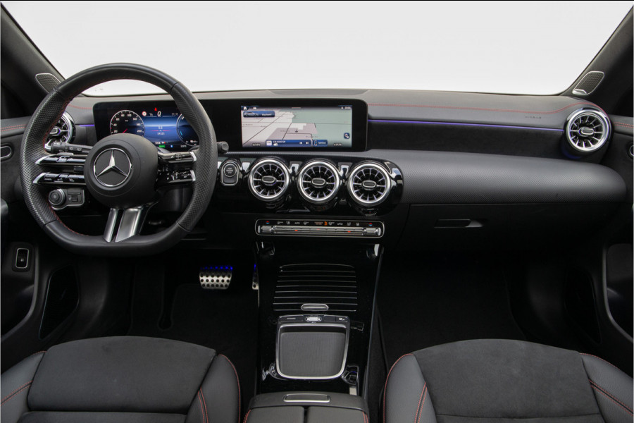 Mercedes-Benz CLA-Klasse Shooting Brake 250 e AMG Premium, Nightpack, Pano, Key-Less, Burmester, Hybrid 2024