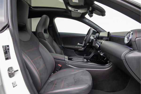 Mercedes-Benz CLA-Klasse Shooting Brake 250 e AMG Premium, Nightpack, Pano, Key-Less, Burmester, Hybrid 2024