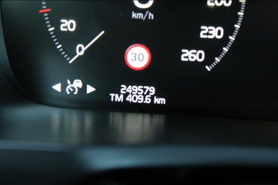 Volvo XC90 2.0 D4 90th Anniversary Edition
