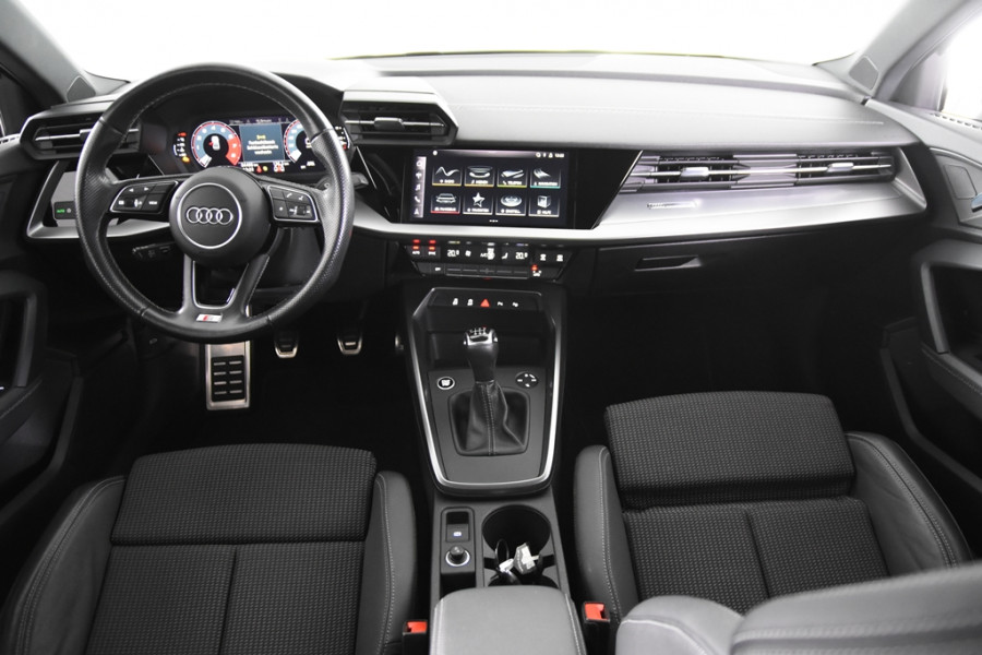 Audi A3 Limousine 30 TFSI S-Line *1ste Eigenaar*Leer*Keyless*DAB*