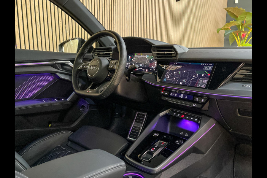 Audi A3 LIMOUSINE 35 TFSI S Line Facelift - Pano - Ambiance