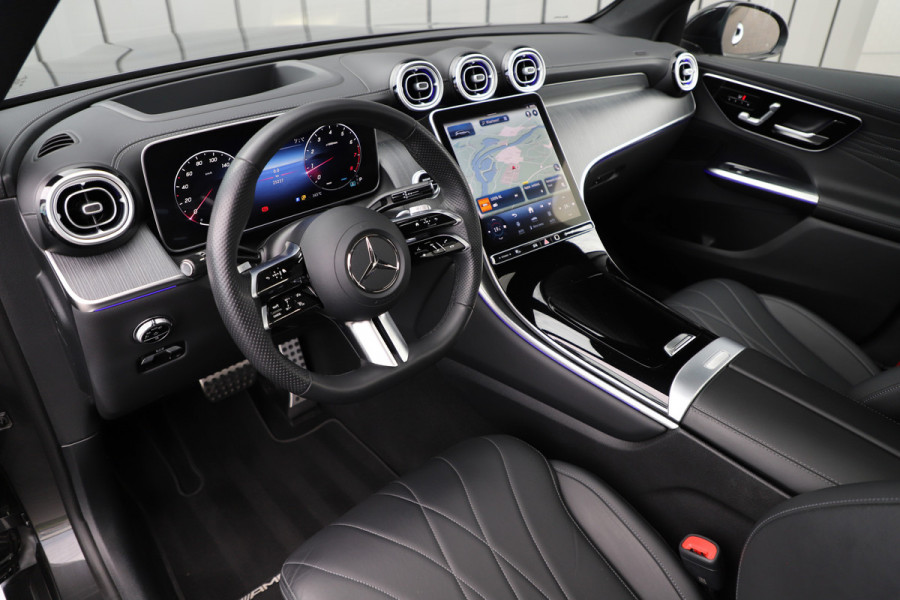Mercedes-Benz GLC 300 AMG 4-Matic | 258PK | Pano | Sfeerverlichting | Keyles-go | Head-up | Digital-light | Stuurwielverw. | Distronic | 2023.