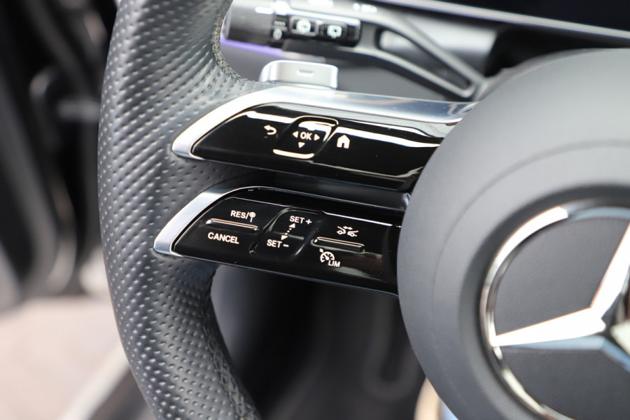 Mercedes-Benz GLC 300 AMG 4-Matic | 258PK | Pano | Sfeerverlichting | Keyles-go | Head-up | Digital-light | Stuurwielverw. | Distronic | 2023.