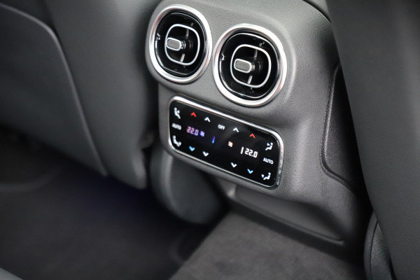 Mercedes-Benz GLC 300 AMG 4-Matic | 258PK | Pano | Sfeerverlichting | Keyles-go | Head-up | Digital-light | Stuurwielverw. | Distronic | 2023.