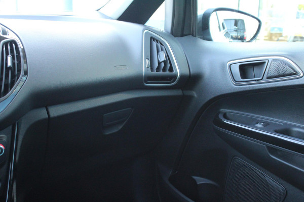 Ford B-MAX 1.0 EcoBoost Titanium | Trekhaak | Climate Control | Cruise Control | Camera | Lichtmetalen Velgen |