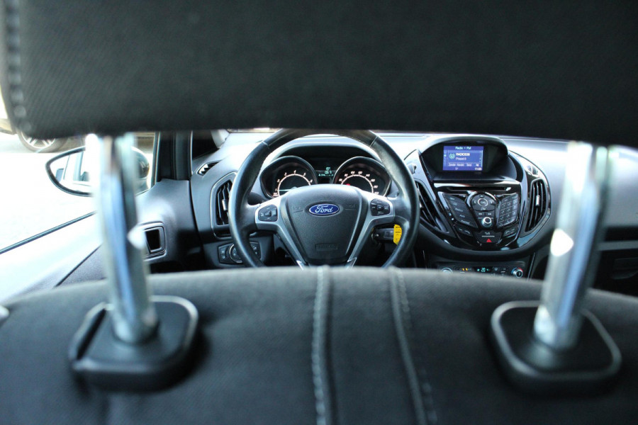 Ford B-MAX 1.0 EcoBoost Titanium | Trekhaak | Climate Control | Cruise Control | Camera | Lichtmetalen Velgen |
