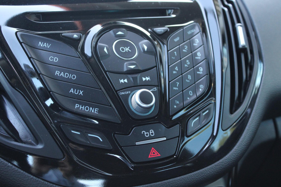 Ford B-MAX 1.0 EcoBoost Titanium | Trekhaak | Climate Control | Cruise Control | Camera | Lichtmetalen Velgen |