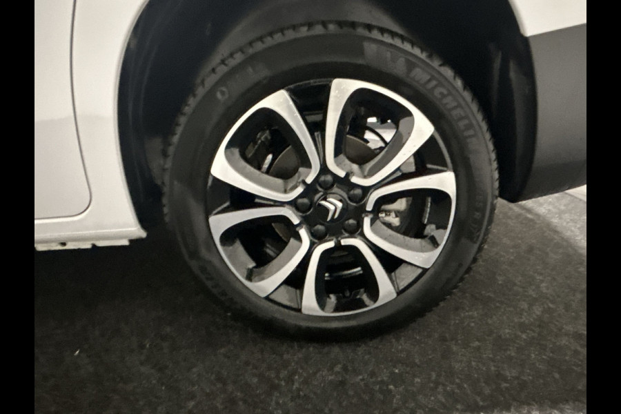 Citroën ë-Berlingo M Shine 50 kWh | 7 PERSOONS! | Head-up display | Park assist pakket | Navigatie pakket | Winterpakket | SoH (batterijcheck) 100 % score!