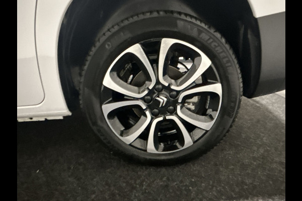 Citroën ë-Berlingo M Shine 50 kWh | 7 PERSOONS! | Head-up display | Park assist pakket | Navigatie pakket | Winterpakket | SoH (batterijcheck) 100 % score!