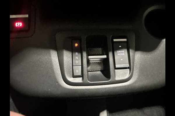 Citroën ë-Berlingo M Shine 50 kWh | 7 PERSOONS! | Head-up display | Park assist pakket | Navigatie pakket | Winterpakket | SoH (batterijcheck) 100 % score!