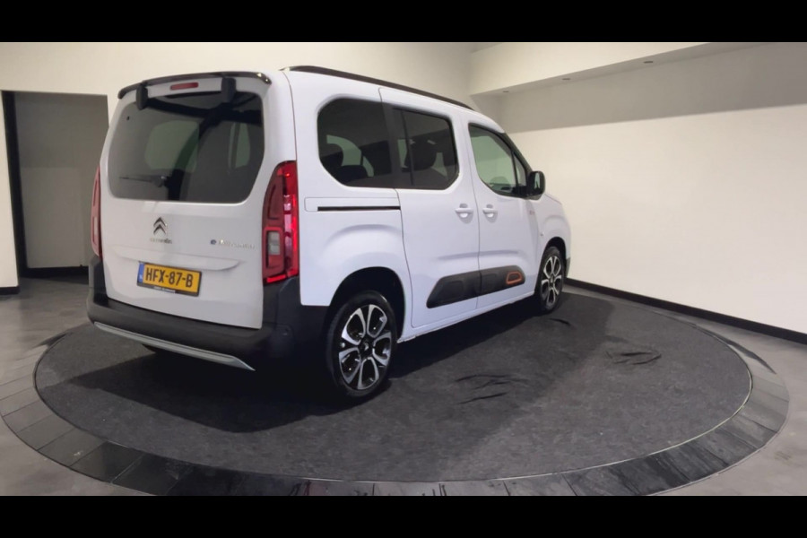 Citroën ë-Berlingo M Shine 50 kWh | 7 PERSOONS! | Head-up display | Park assist pakket | Navigatie pakket | Winterpakket | SoH (batterijcheck) 100 % score!