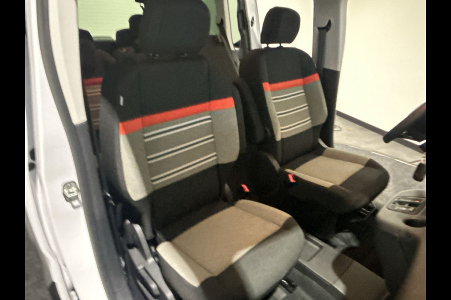 Citroën ë-Berlingo M Shine 50 kWh | 7 PERSOONS! | Head-up display | Park assist pakket | Navigatie pakket | Winterpakket | SoH (batterijcheck) 100 % score!