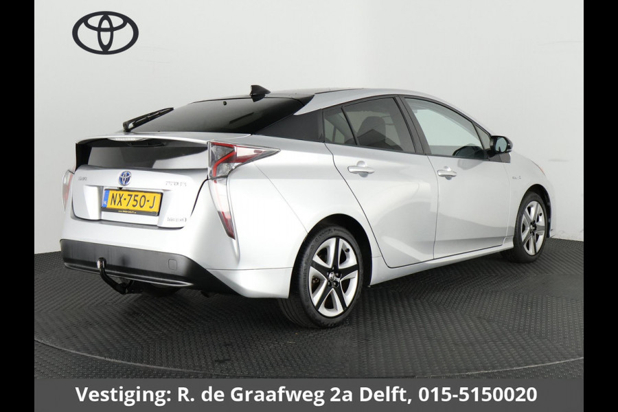 Toyota Prius 1.8 Dynamic Sport | 1e eigenaar | Dealer onderhouden | Stoelverwarming |