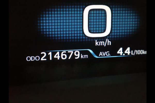 Toyota Prius 1.8 Dynamic Sport | 1e eigenaar | Dealer onderhouden | Stoelverwarming |