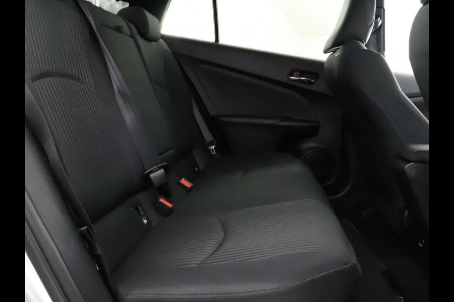 Toyota Prius 1.8 Dynamic Sport | 1e eigenaar | Dealer onderhouden | Stoelverwarming |