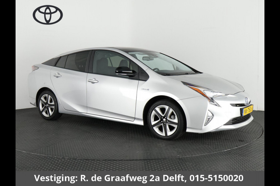Toyota Prius 1.8 Dynamic Sport | 1e eigenaar | Dealer onderhouden | Stoelverwarming |