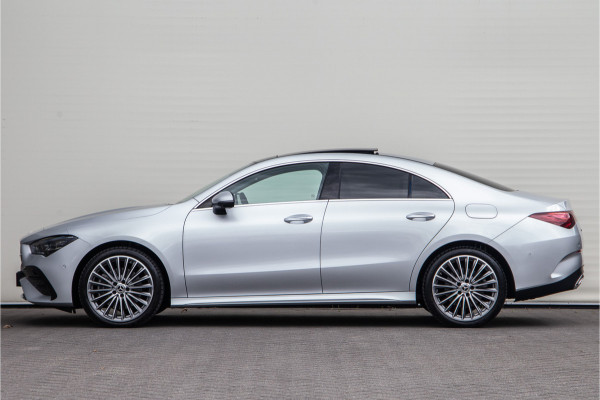Mercedes-Benz CLA-Klasse 250 e AMG Facelift, Panorama, Burmester, Memory, Sfeerverlichting, Hybrid 2024