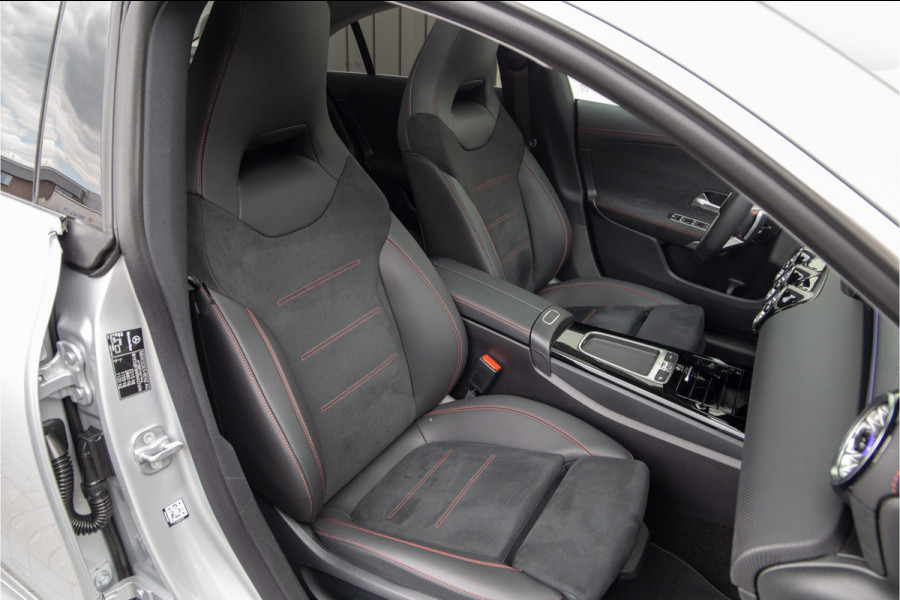 Mercedes-Benz CLA-Klasse 250 e AMG Facelift, Panorama, Burmester, Memory, Sfeerverlichting, Hybrid 2024