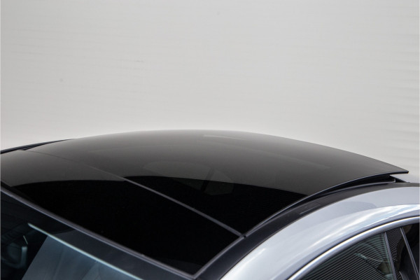 Mercedes-Benz CLA-Klasse 250 e AMG Facelift, Panorama, Burmester, Memory, Sfeerverlichting, Hybrid 2024