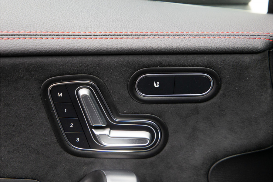 Mercedes-Benz CLA-Klasse 250 e AMG Facelift, Panorama, Burmester, Memory, Sfeerverlichting, Hybrid 2024