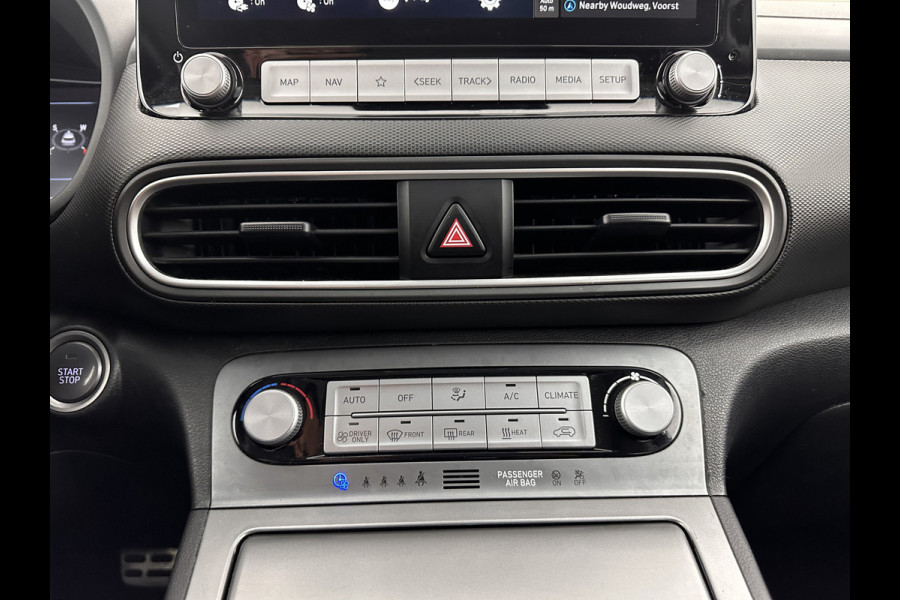 Hyundai Kona EV Fashion 64 kWh [ 3-Fase ] (INCL.BTW) *ADAPTIVE-CRUISE | NAVI-FULLMAP | KEYLESS | CAMERA | KRELL-AUDIO | COMFORT-SEATS | COMFORT-SEATS | PDC | 17''ALU*