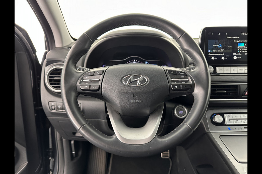 Hyundai Kona EV Fashion 64 kWh [ 3-Fase ] (INCL.BTW) *ADAPTIVE-CRUISE | NAVI-FULLMAP | KEYLESS | CAMERA | KRELL-AUDIO | COMFORT-SEATS | COMFORT-SEATS | PDC | 17''ALU*
