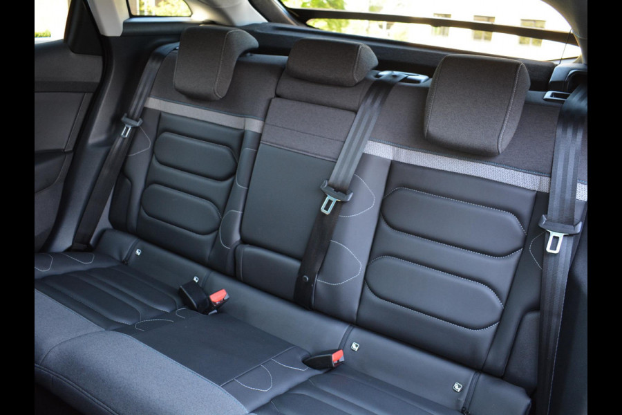 Citroën C4 1.2 Turbo 130pk Automaat Shine | Panoramadak | Hifi installatie |