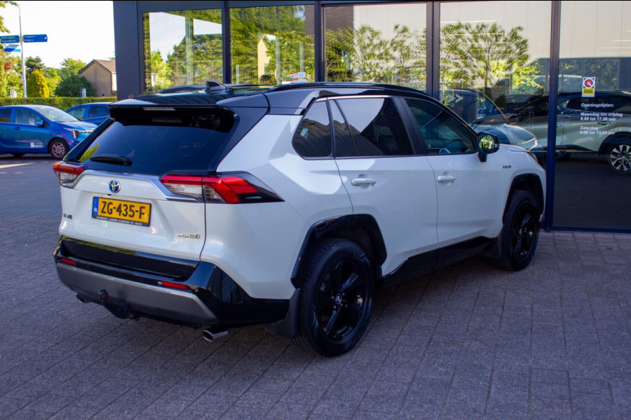Toyota RAV4 2.5 Hybrid AWD Bi-Tone | Prijs rijklaar incl. 12 mnd garantie|Bluetooth LMV Trekhaak Blindspot Panodak Carplay Keyless