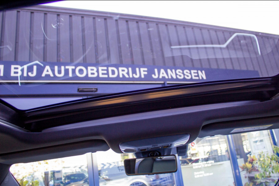 Toyota RAV4 2.5 Hybrid AWD Bi-Tone | Prijs rijklaar incl. 12 mnd garantie|Bluetooth LMV Trekhaak Blindspot Panodak Carplay Keyless