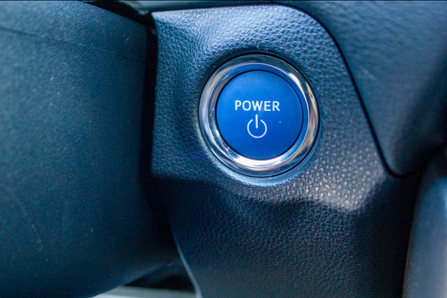 Toyota RAV4 2.5 Hybrid AWD Bi-Tone | Prijs rijklaar incl. 12 mnd garantie|Bluetooth LMV Trekhaak Blindspot Panodak Carplay Keyless