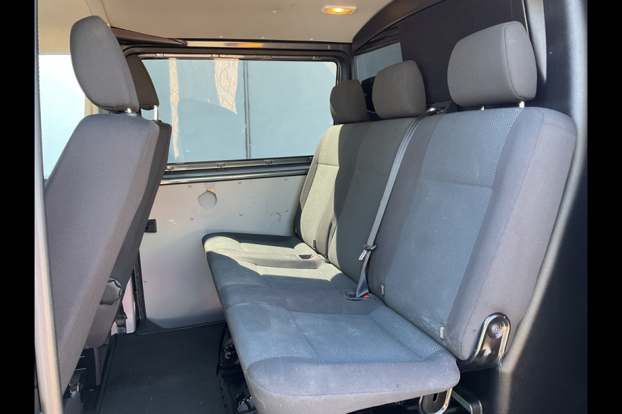 Volkswagen Transporter 5-Pers 2.0 TDI 204pk 4Motion L2H1 Dub Cab Highline 7-DSG L2H1 Dubbele Cabine Lang 4x4 Automaat AWD 4M DC