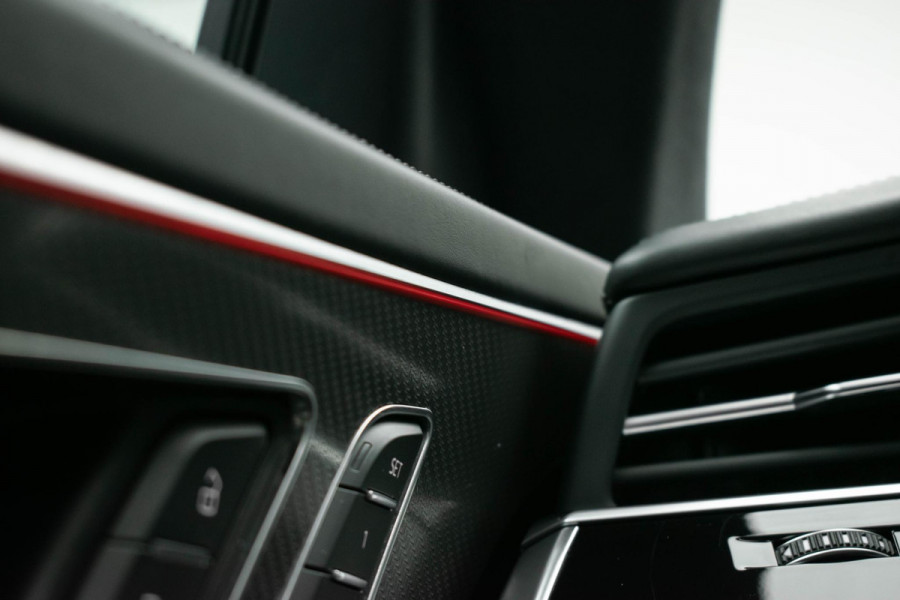 Audi RSQ8 4.0 TFSI quattro |Pano|Keramisch|HUD|Massage|B&O|