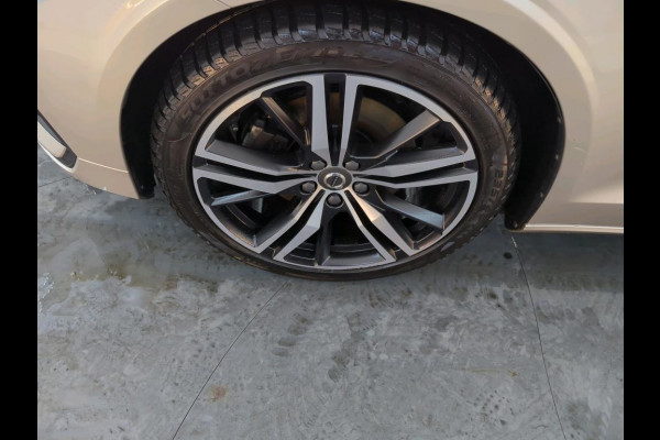 Volvo V60 2.0 B3 Essential Camera/Stoelverwarming/Trekhaak