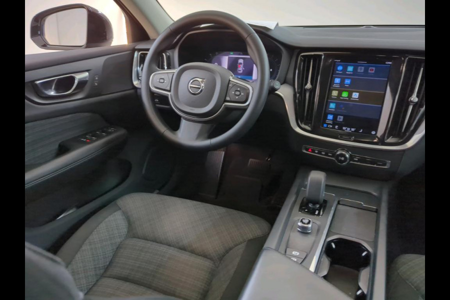 Volvo V60 2.0 B3 Essential Camera/Stoelverwarming/Trekhaak