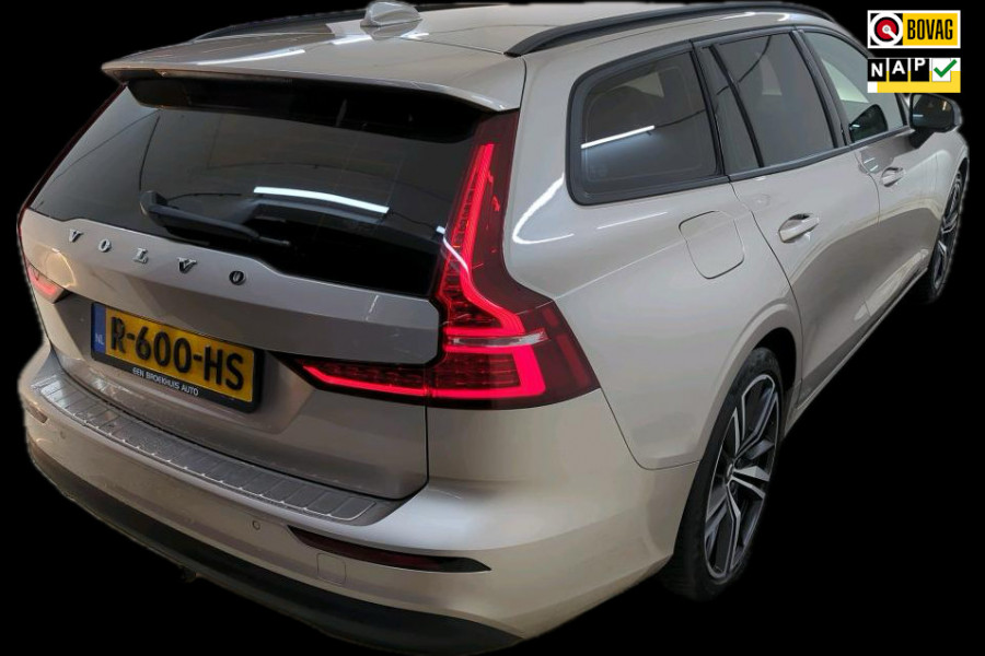 Volvo V60 2.0 B3 Essential Camera/Stoelverwarming/Trekhaak