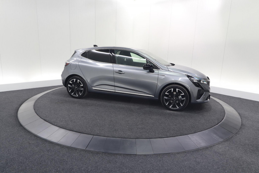 Renault Clio 1.6 E-Tech Full Hybrid 145 Techno | 360 Camera | Bose Audio | Stoelverwarming | 9.3 Inch Groot Scherm