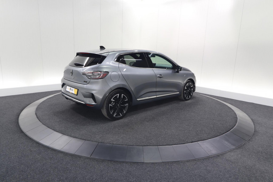 Renault Clio 1.6 E-Tech Full Hybrid 145 Techno | 360 Camera | Bose Audio | Stoelverwarming | 9.3 Inch Groot Scherm