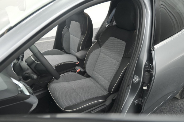 Renault Clio 1.6 E-Tech Full Hybrid 145 Techno | 360 Camera | Bose Audio | Stoelverwarming | 9.3 Inch Groot Scherm
