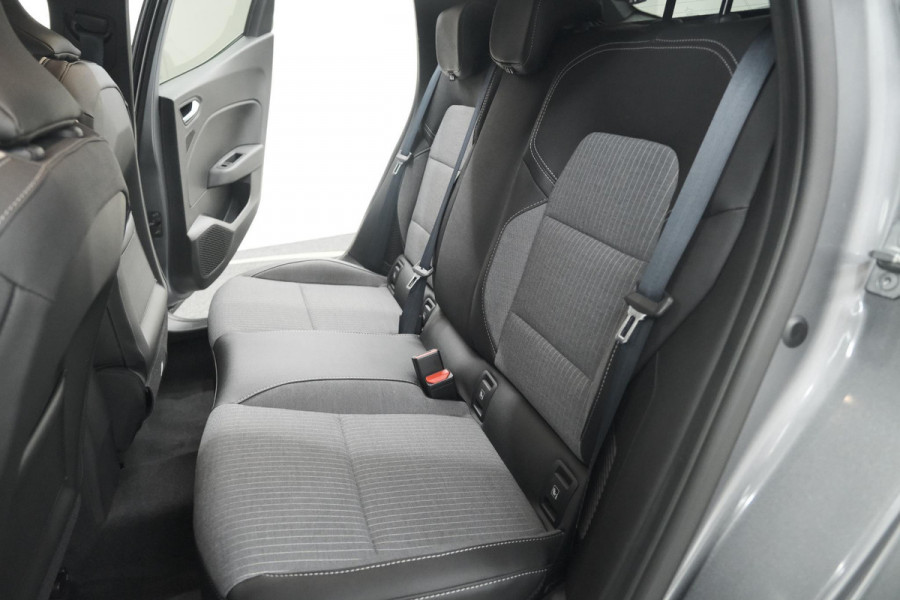 Renault Clio 1.6 E-Tech Full Hybrid 145 Techno | 360 Camera | Bose Audio | Stoelverwarming | 9.3 Inch Groot Scherm