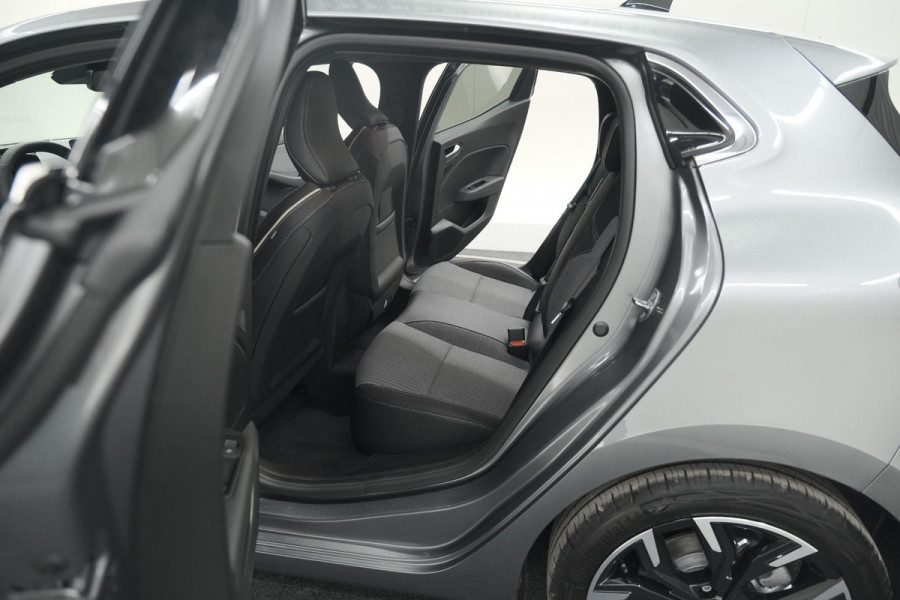 Renault Clio 1.6 E-Tech Full Hybrid 145 Techno | 360 Camera | Bose Audio | Stoelverwarming | 9.3 Inch Groot Scherm