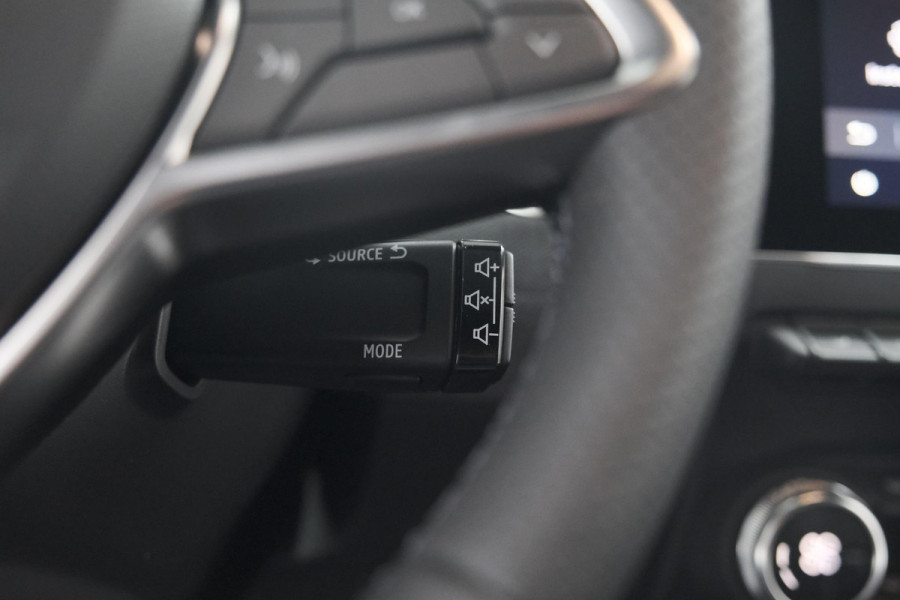 Renault Clio 1.6 E-Tech Full Hybrid 145 Techno | 360 Camera | Bose Audio | Stoelverwarming | 9.3 Inch Groot Scherm