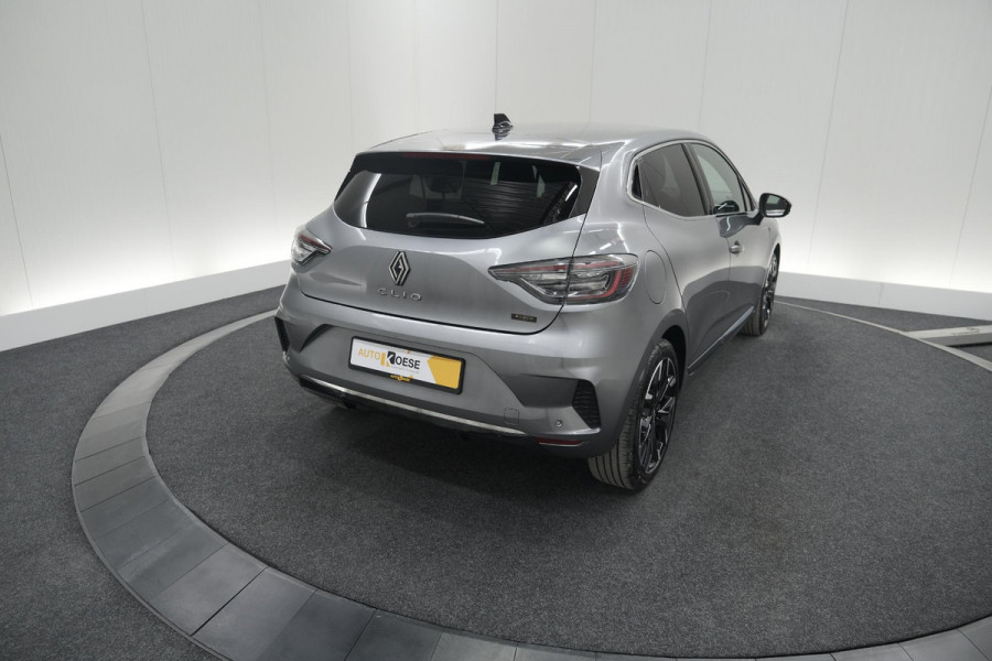 Renault Clio 1.6 E-Tech Full Hybrid 145 Techno | 360 Camera | Bose Audio | Stoelverwarming | 9.3 Inch Groot Scherm